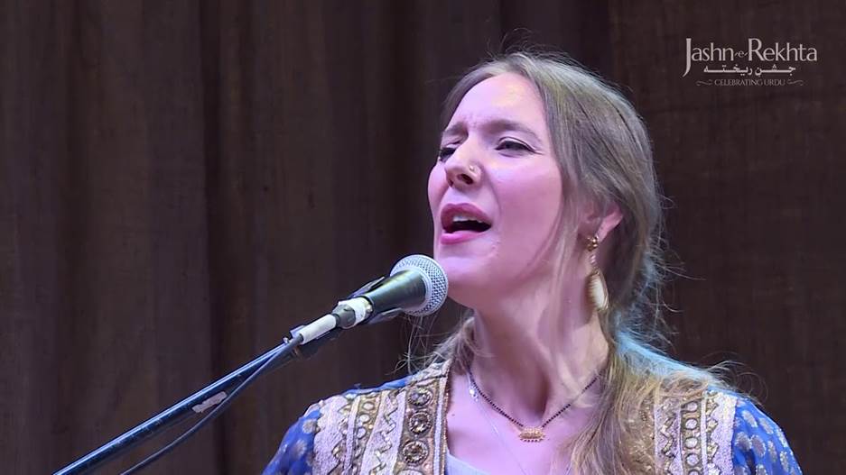 Main Jogi | Tanya Wells | Seven Eyes Band | Jashn-e-Rekhta 4th Edition 2017 - YouTube