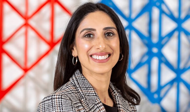 Dr. Sanaa Alimia wins prestigious American prize for book on Afghan refugees