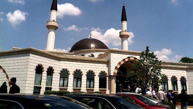 A picture containing sky, outdoor, building, mosque Description automatically generated
