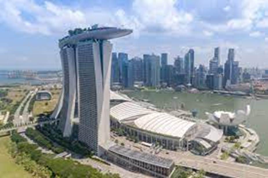 A picture containing sky, outdoor, city, day Description automatically generated