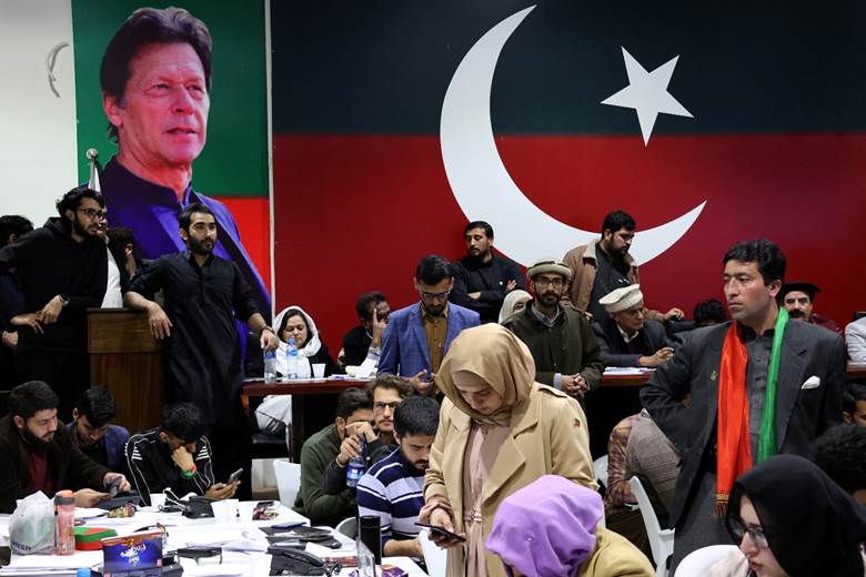 Imran Khan supporters 'here to stay' as young Pakistanis turn out to vote | Reuters