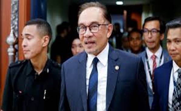 Malaysia PM Anwar Ibrahim makes key ...